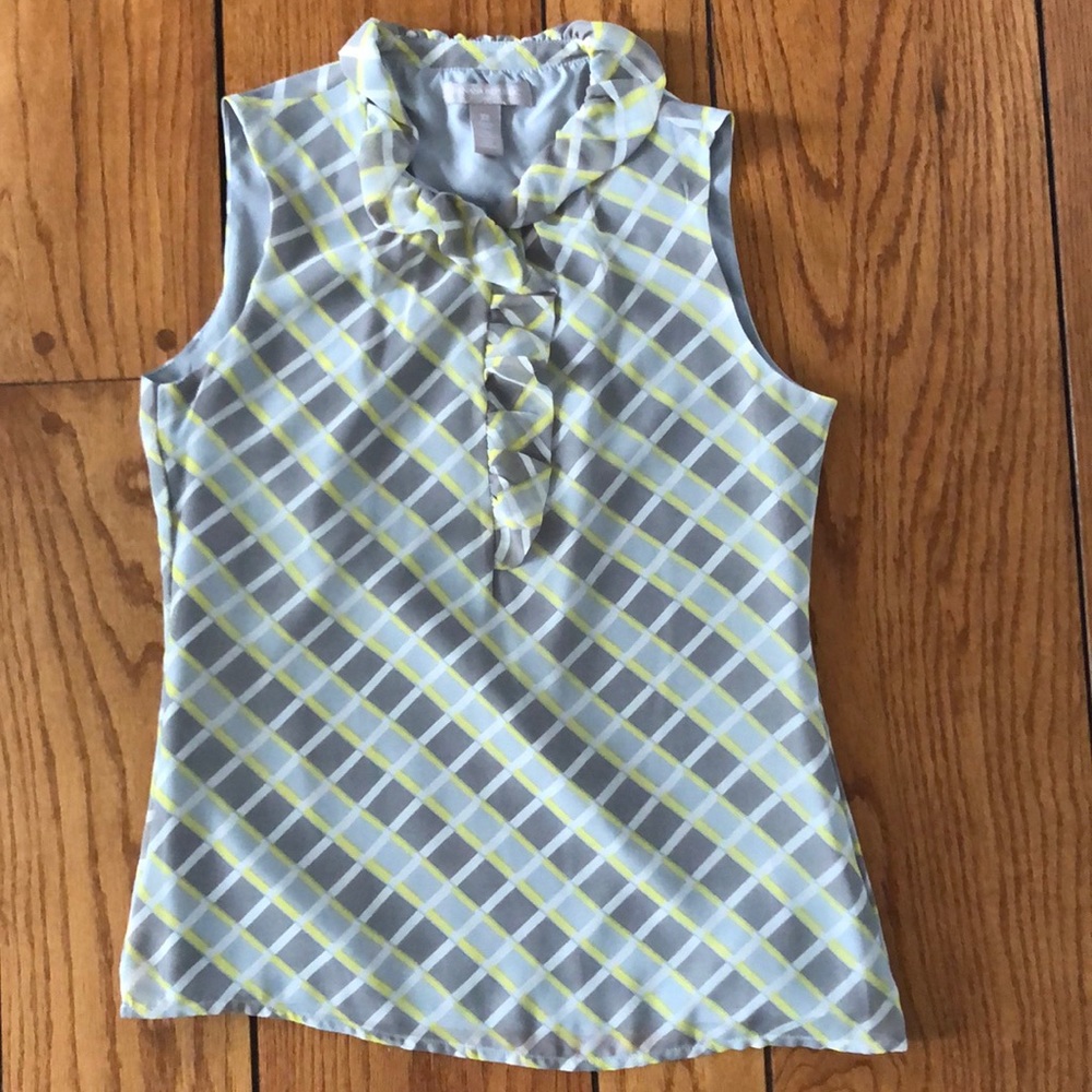 Sleeveless blouse